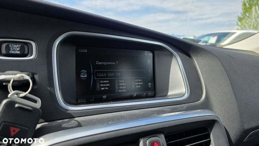 Volvo V40 - 11