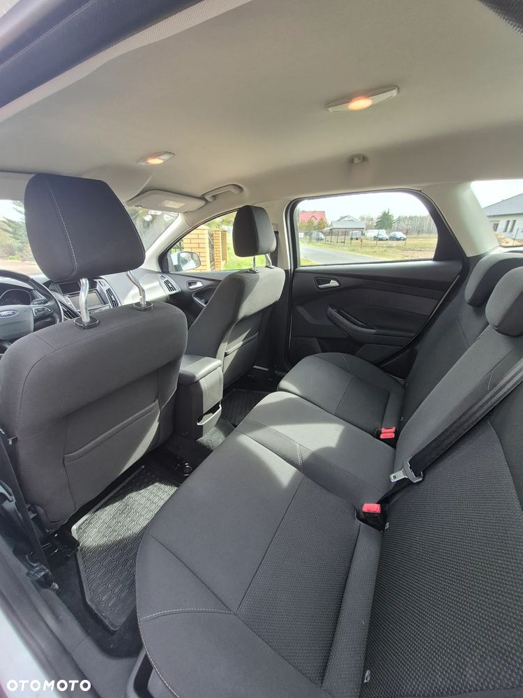 Ford Focus - 13