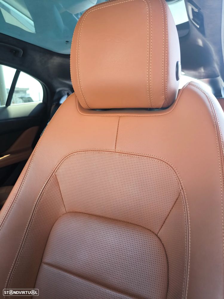 Jaguar I-Pace EV400 AWD HSE - 14