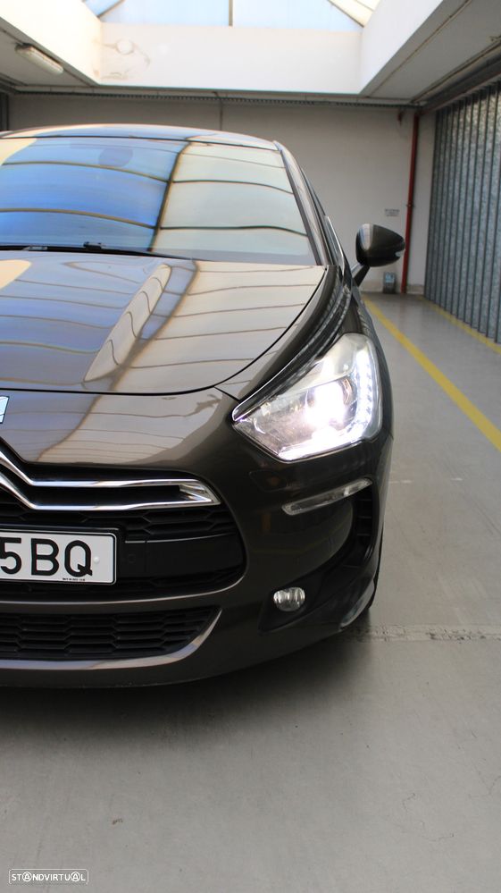 Citroën DS5 e-HDi 115 EGS6 SoChic - 50