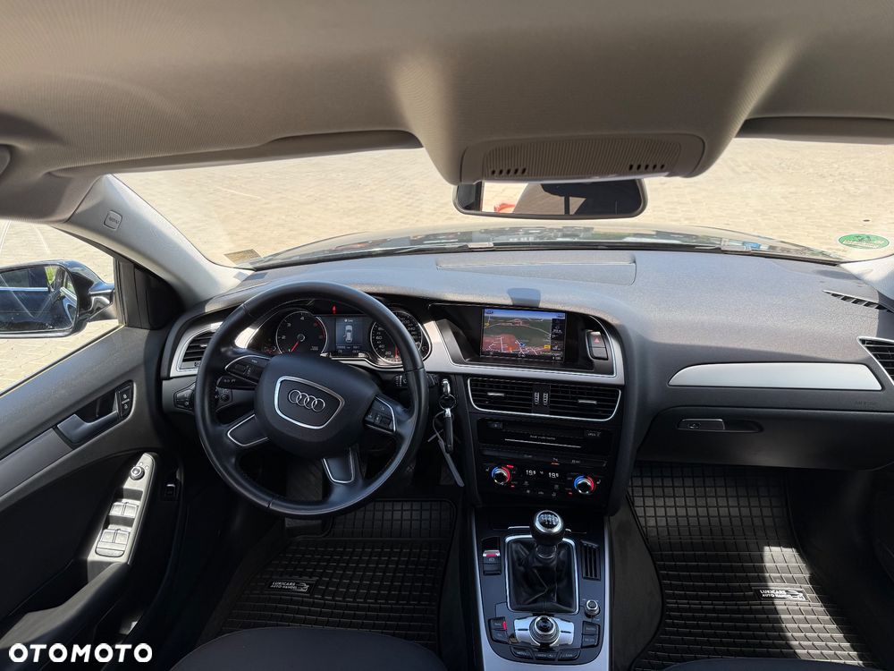 Audi A4 Avant 2.0 TDI ultra design - 20