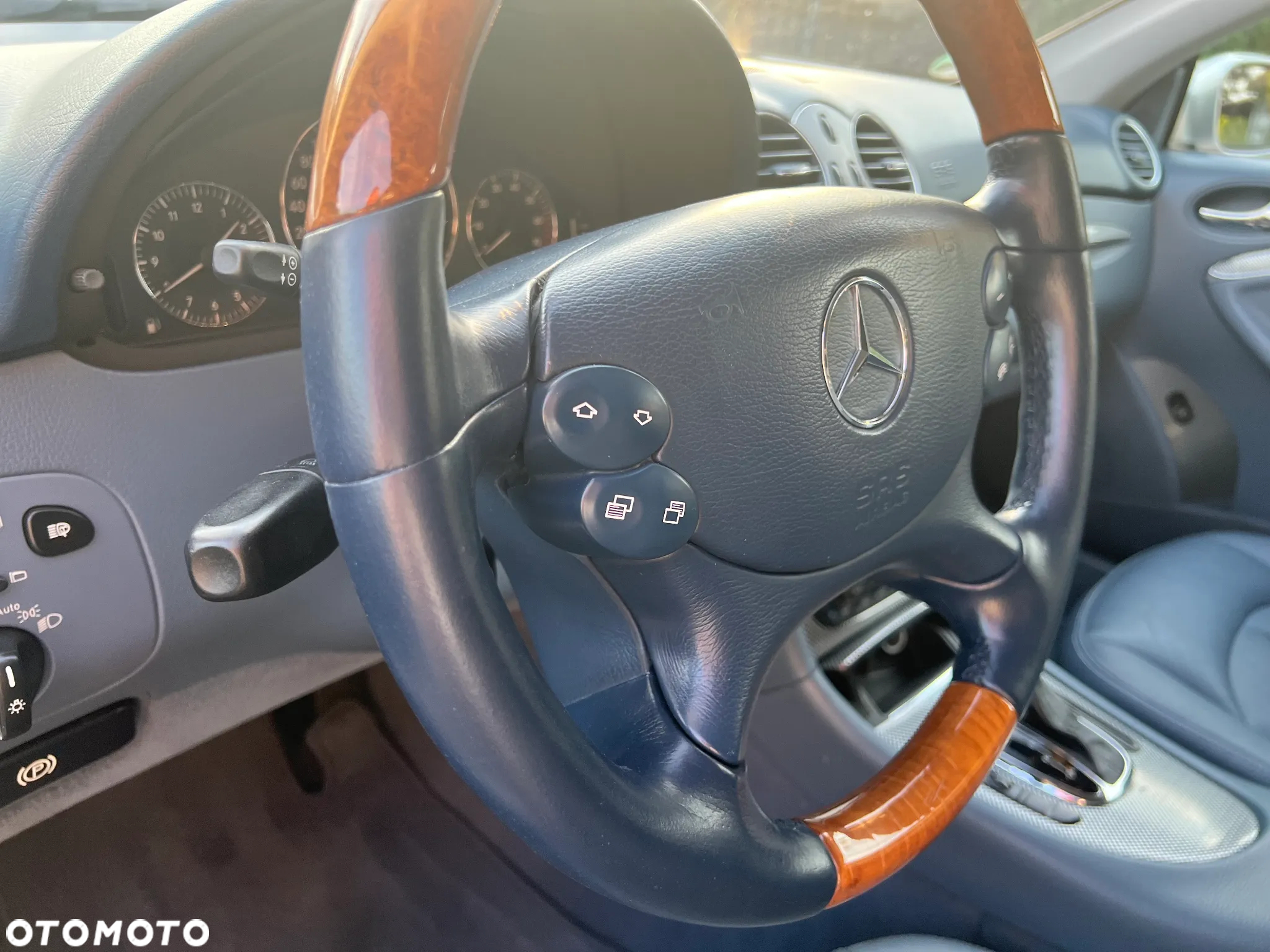 Mercedes-Benz CLK Coupe 500 7G-TRONIC Avantgarde - 16
