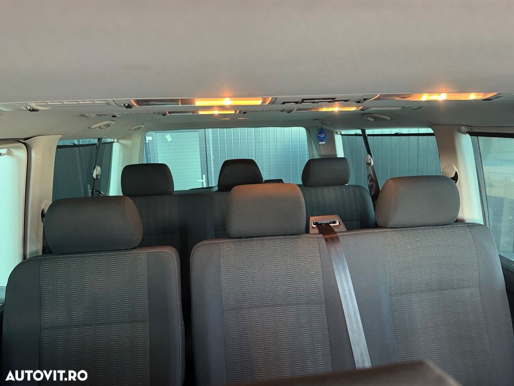 Volkswagen Caravelle LR Highline DSG - 20