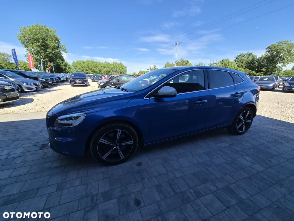 Volvo V40 T3 Geartronic RDesign - 12