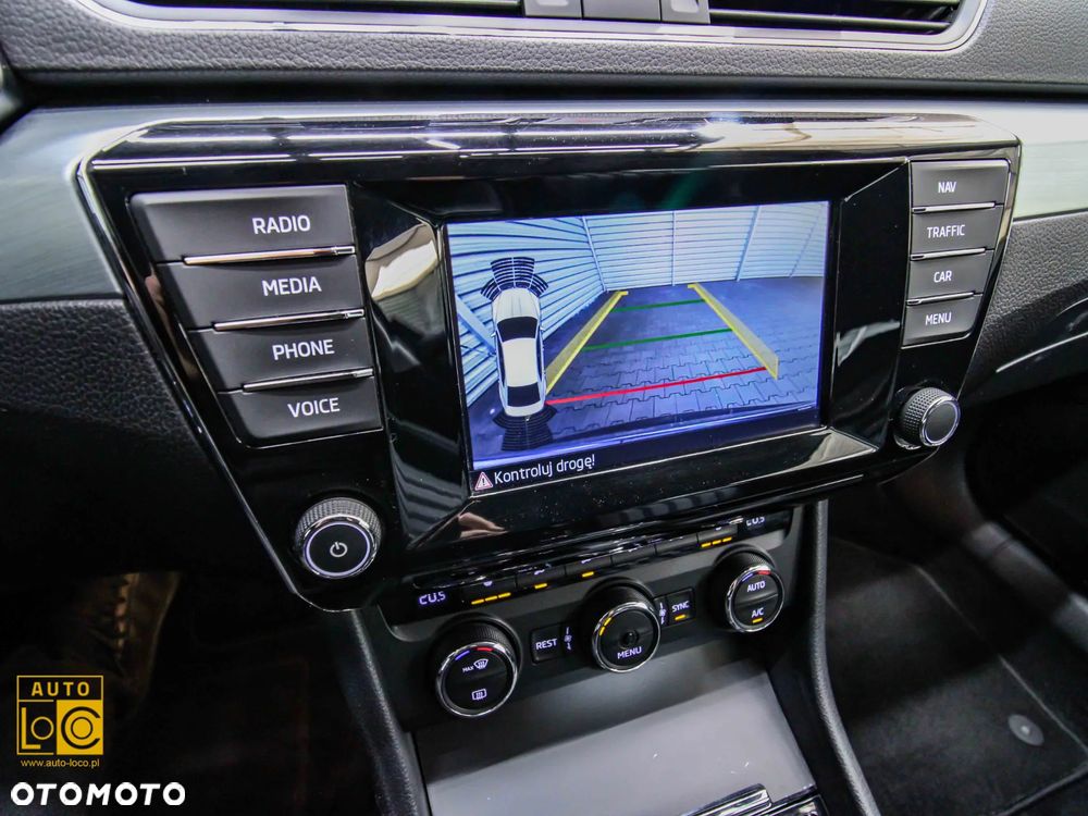 Skoda Superb 2.0 TDI Style DSG - 20