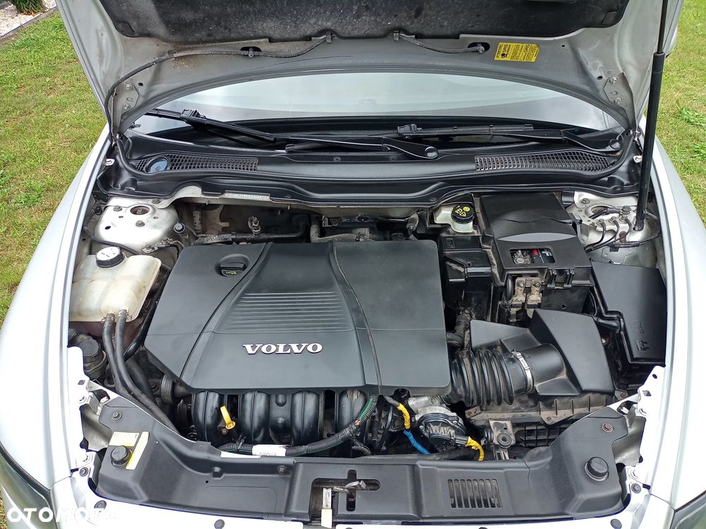 Volvo S40 1.8 - 13