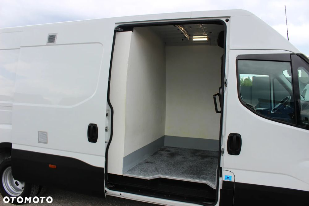 Iveco DAILY 35C14 *140 KM*/L4H2 *LONG*/ KLIMA/ MANUAL  /*SERWIS FR*/ STAN IDEALNY / - 21