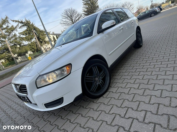 Volvo V50
