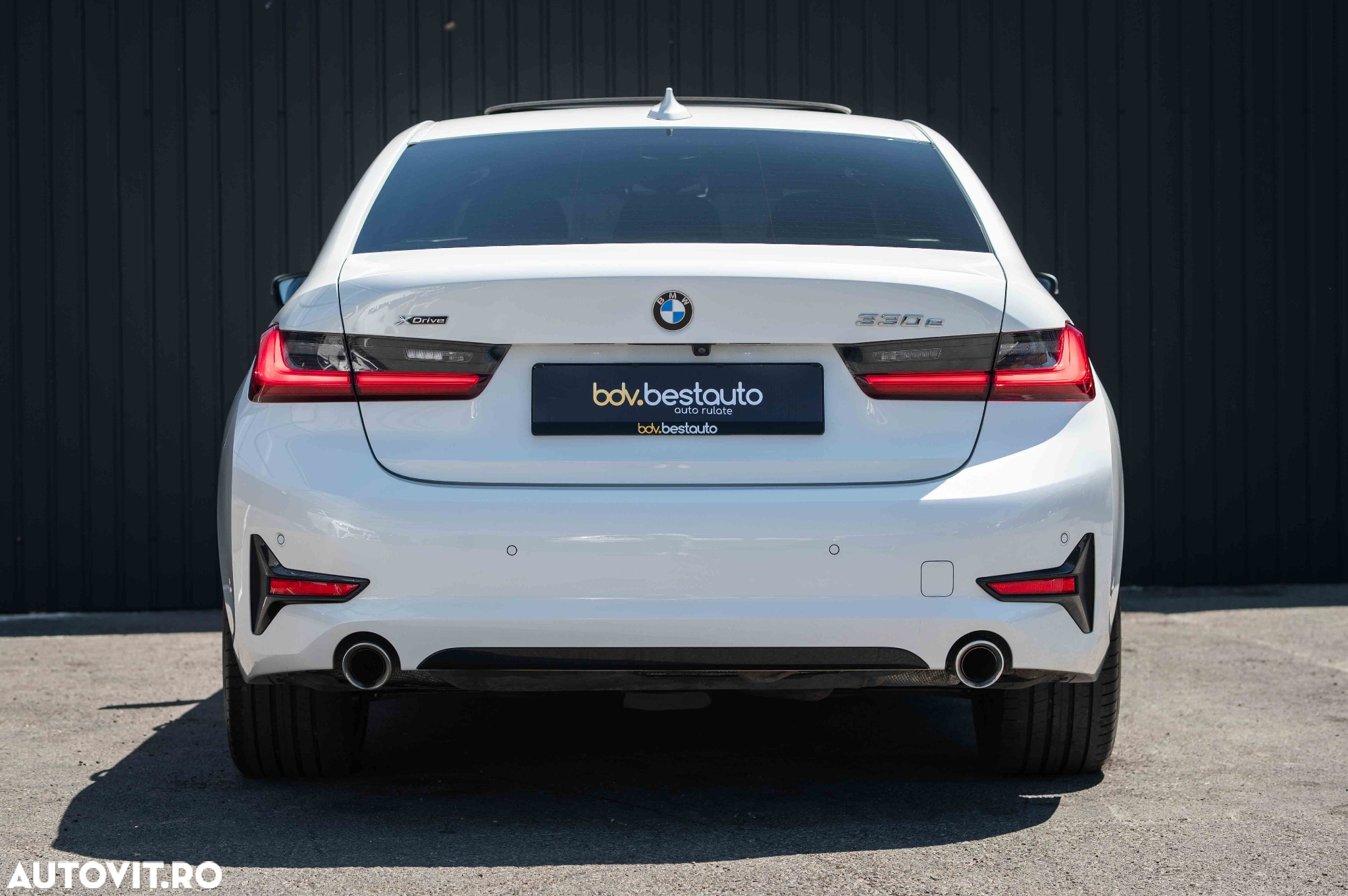 BMW Seria 3 330e xDrive AT PHEV - 10