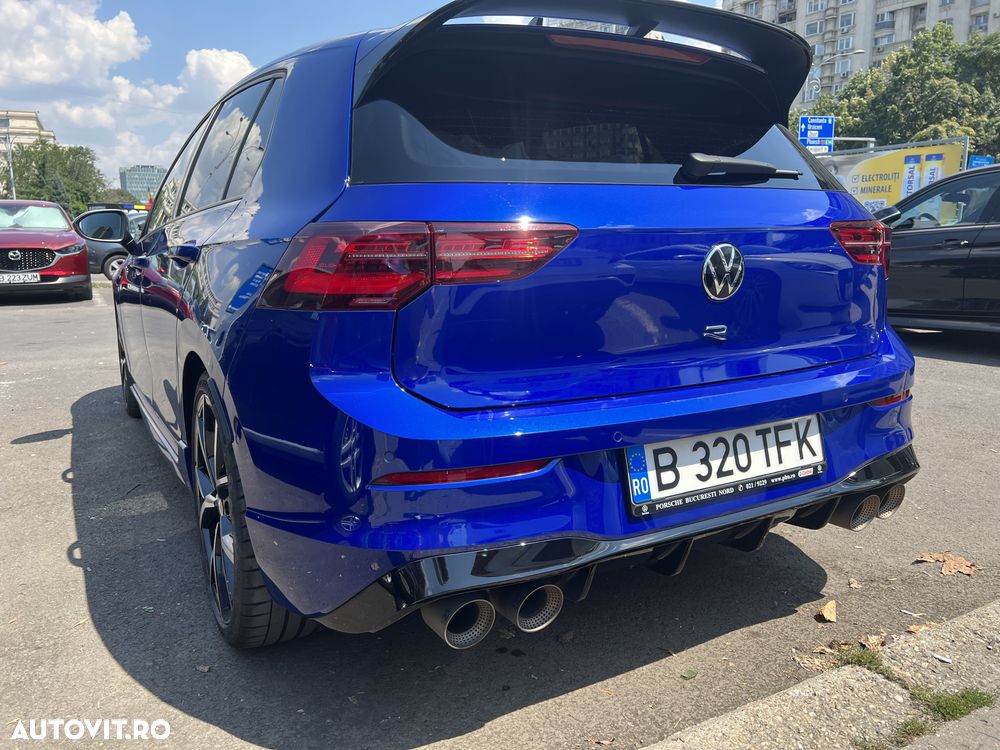 Volkswagen Golf 2.0 TSI DSG 4Motion R - 3