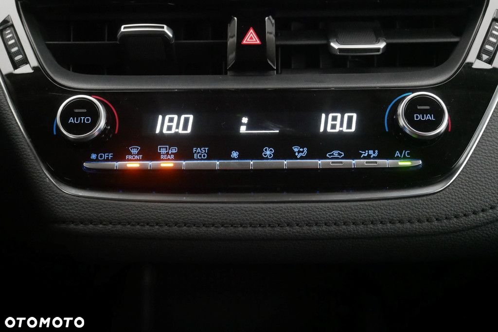 Toyota Corolla - 19