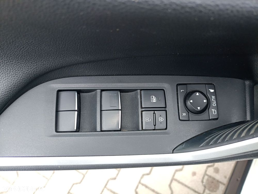 Toyota RAV4 2.5 Hybrid Comfort 4x2 - 13