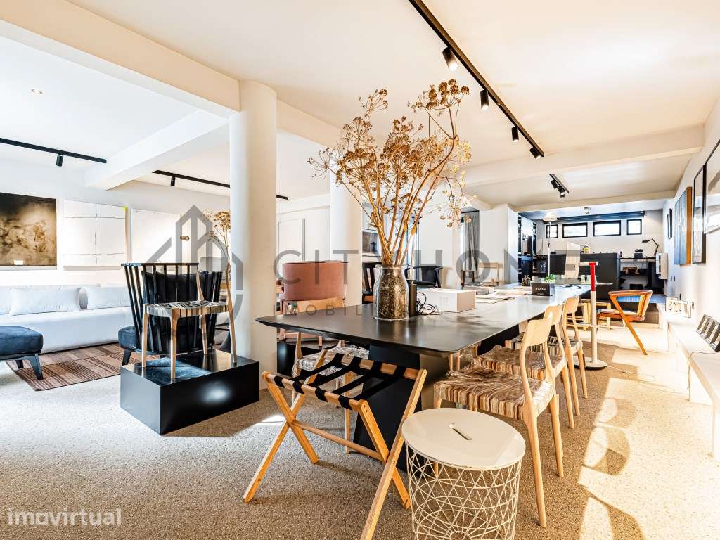 Espaço comercial a funcionar como Showroom no centro de Portimão - Grande imagem: 3/34