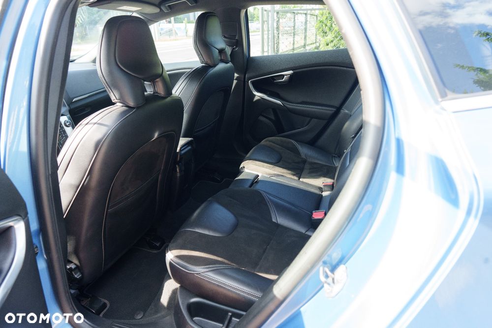 Volvo V40 D2 RDesign - 11