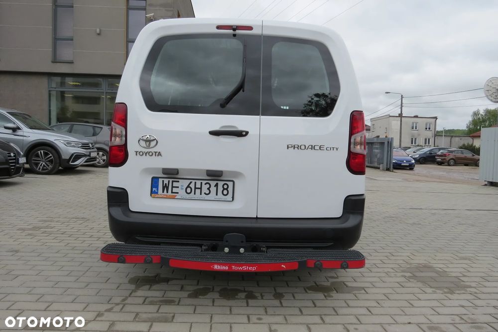 Toyota Proace City 1.2 D-4t 130km A/t Long Brygadówka - 13