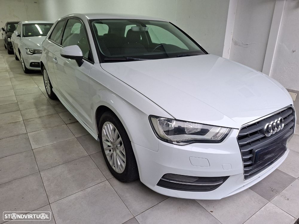 Audi A3 1.6 TDI Advance Ultra - 3