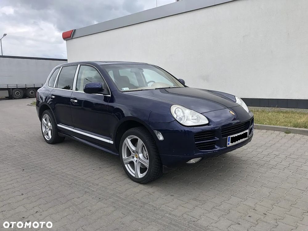 Porsche Cayenne - 3