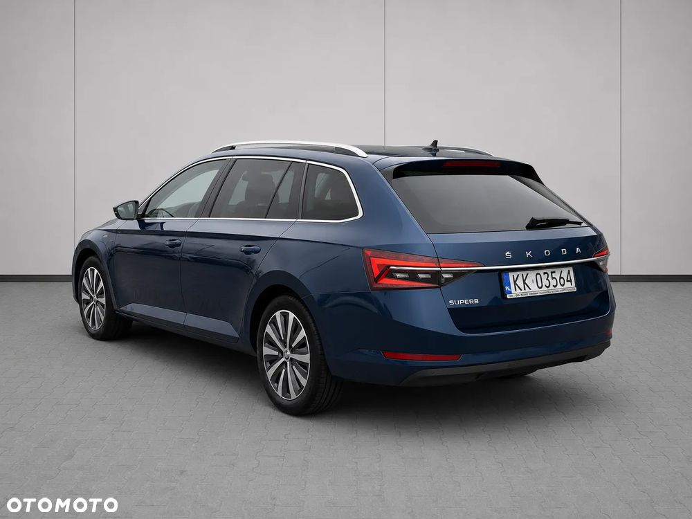 Skoda Superb 2.0 TDI SCR Style DSG - 4