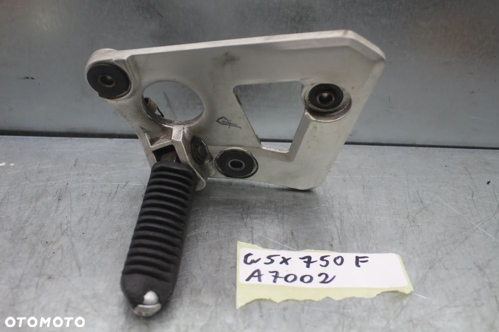 Suzuki GSX 750 F GSXF Katana Set kierowcy prawy podnóżek - 1