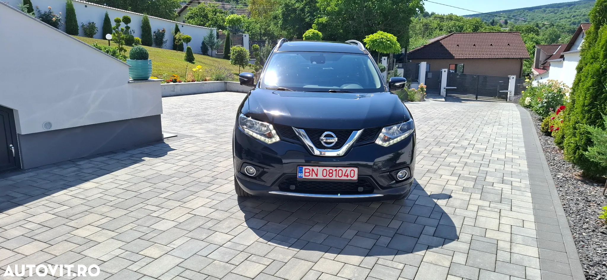 Nissan X-Trail 2.0 dCi ALL-MODE 4x4i Xtronic Tekna - 9