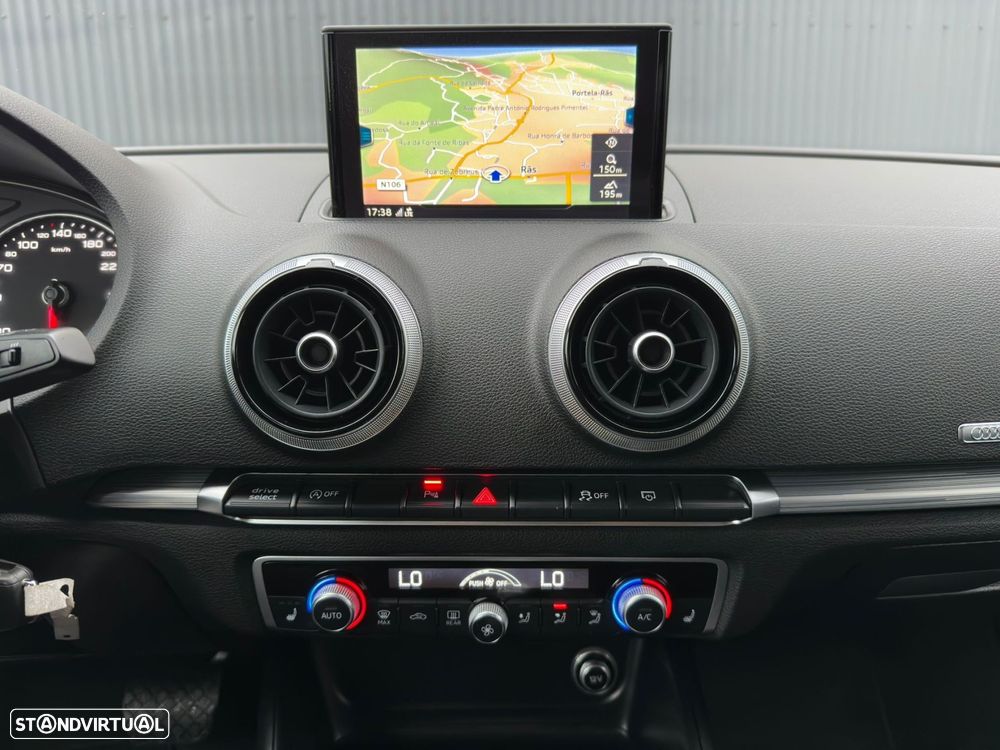 Audi A3 Limousine 1.6 TDI S-line S tronic - 12