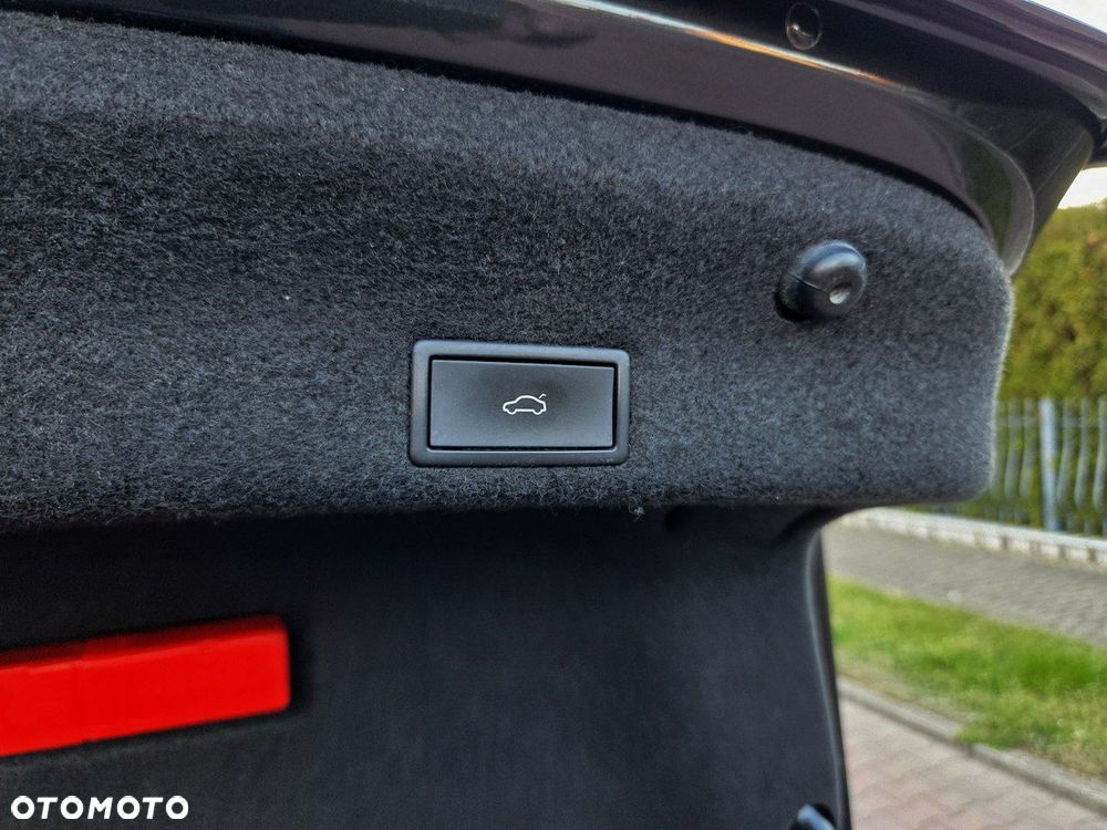 Volkswagen Passat 2.0 TDI SCR Highline DSG - 23