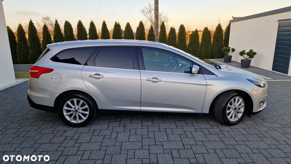 Ford Focus 1.5 EcoBlue STart-Stopp-System TITANIUM - 29