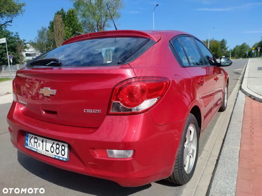 Chevrolet Cruze 1.6 LT - 13