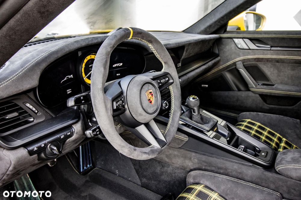 Porsche 911 GT3 - 8