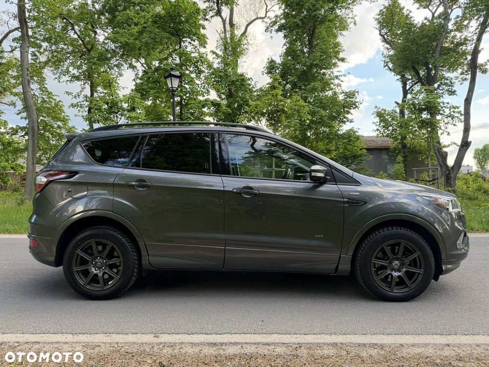 Ford Kuga - 13