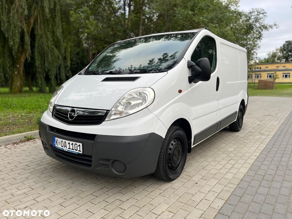Opel Vivaro - 1
