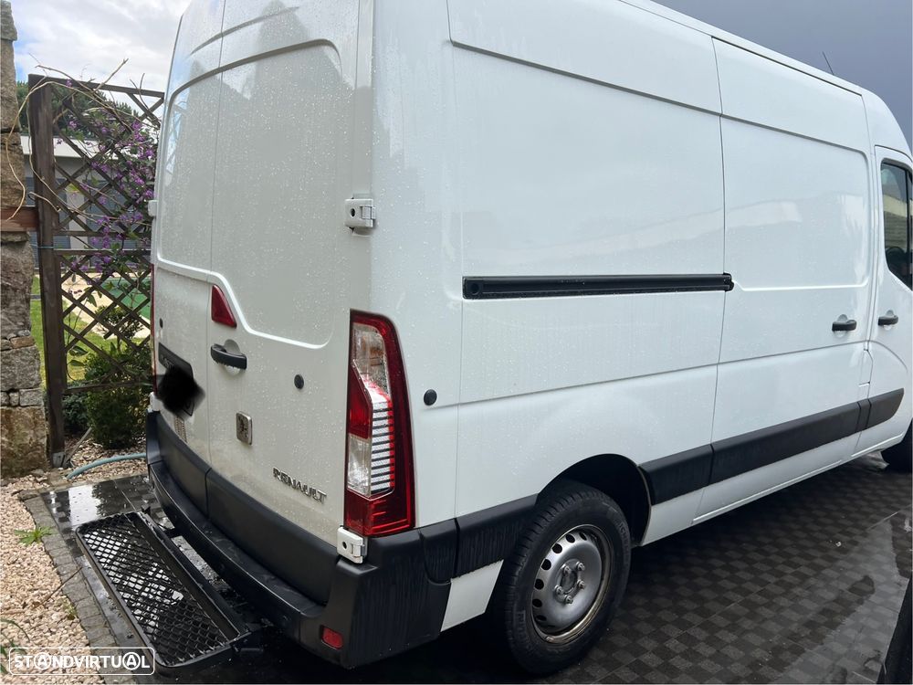 Renault Master 2.3 dci L4 H3 - 2