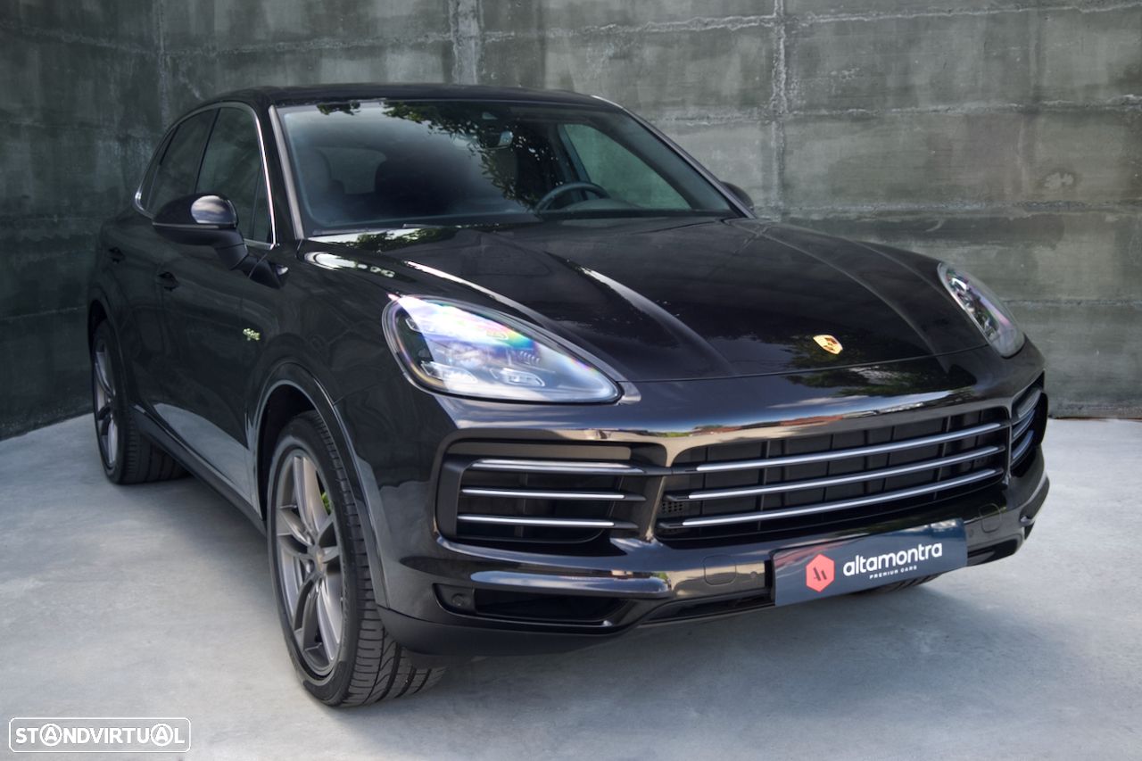Porsche Cayenne E-Hybrid - 1