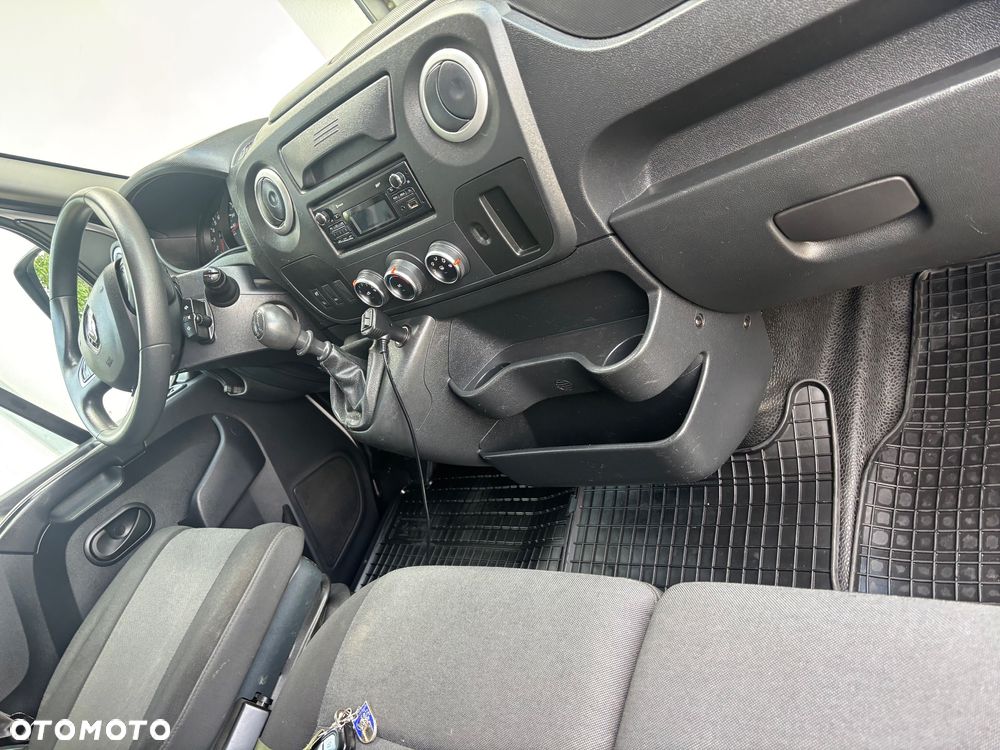 Renault Master - 11