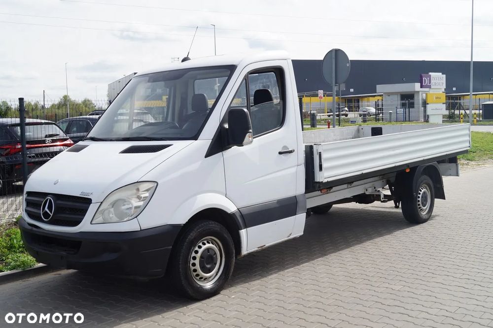 Mercedes-Benz Sprinter - 2