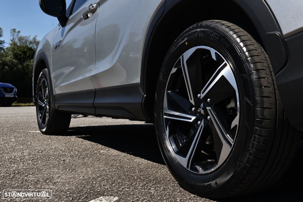 Mitsubishi Eclipse Cross 2.4 PHEV eMotion - 5