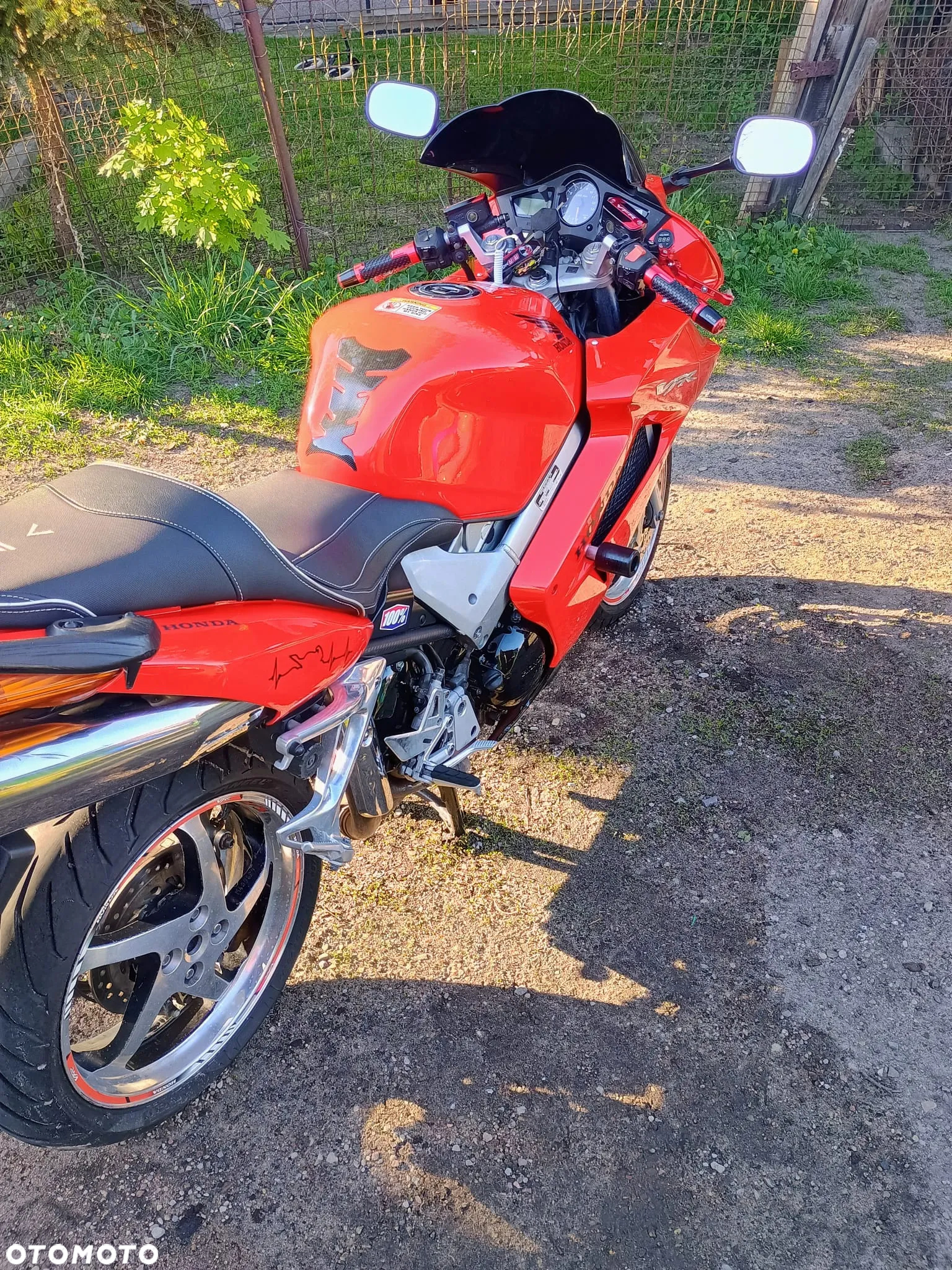 Honda VFR - 17