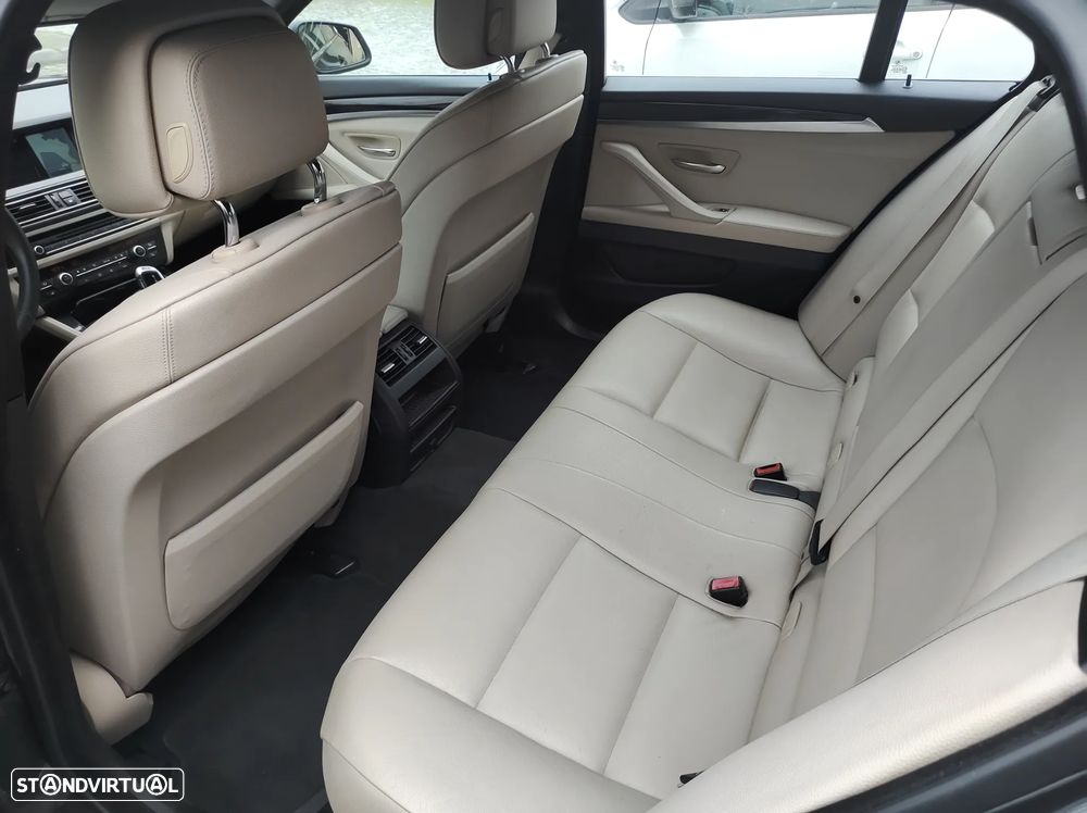 BMW 520 d Aut. Luxury Line - 17