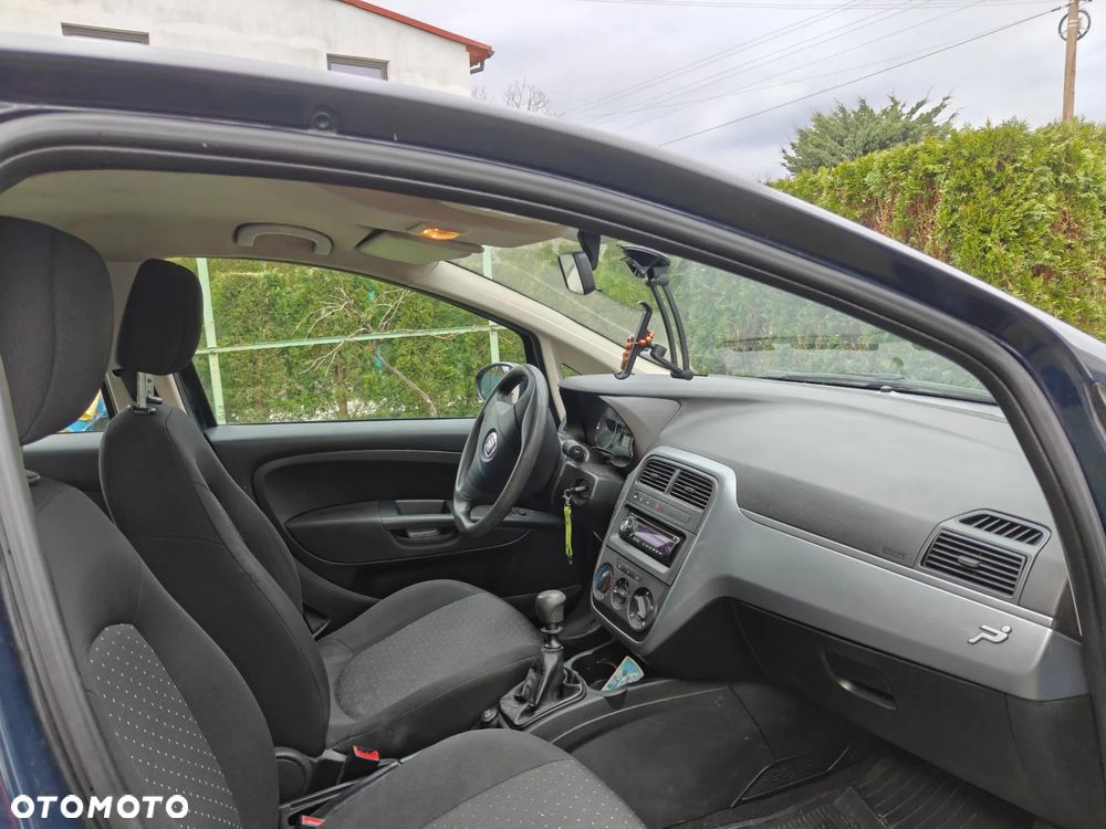 Fiat Grande Punto - 6