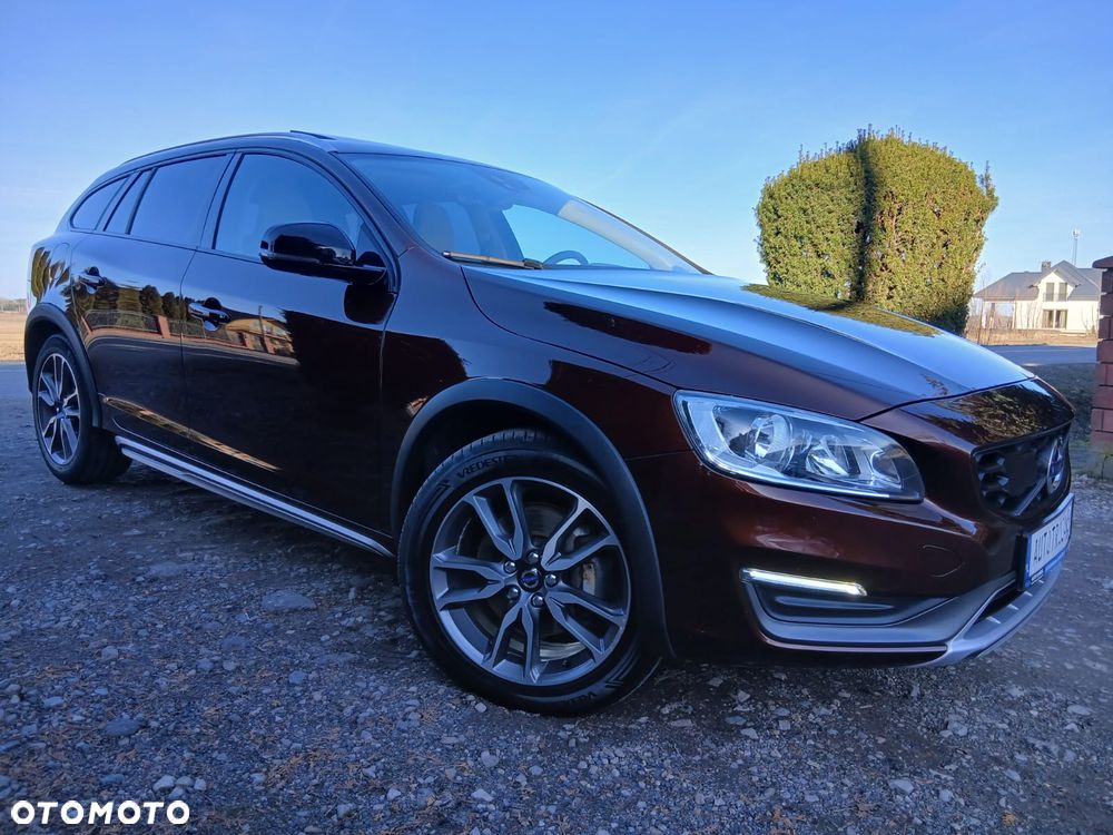Volvo V60 Cross Country D3 Summum - 10