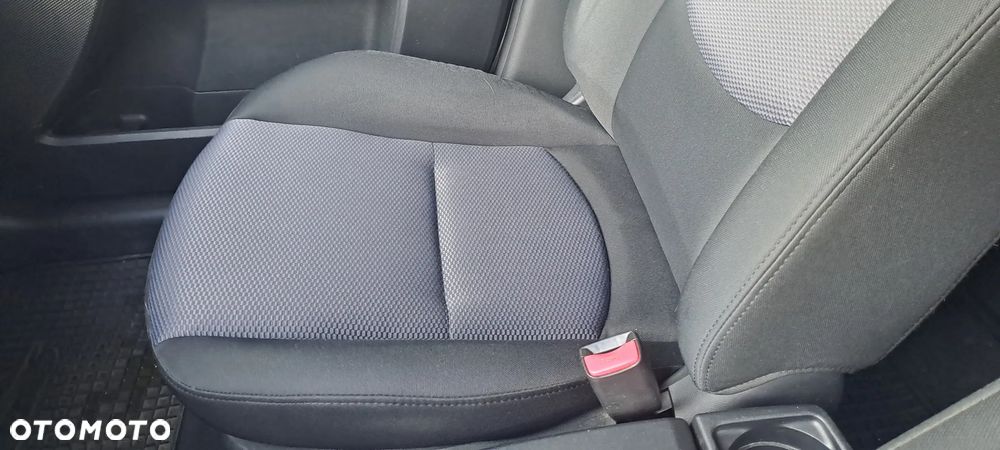 Mazda 5 1.8 Exclusive - 23