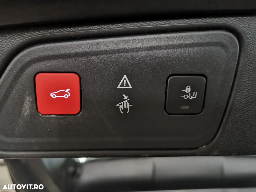 Peugeot 3008 1.5 BlueHDI S&S EAT8 Allure - 17