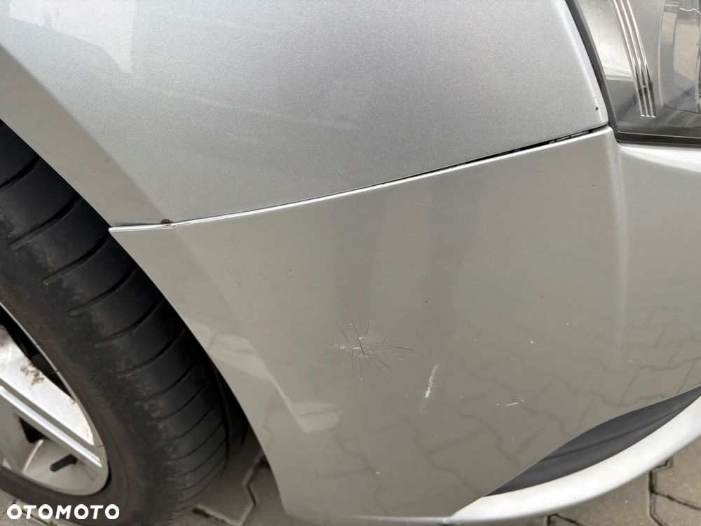 Chevrolet Cruze 1.7 LT - 12