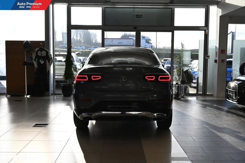 Mercedes-Benz GLC - 18