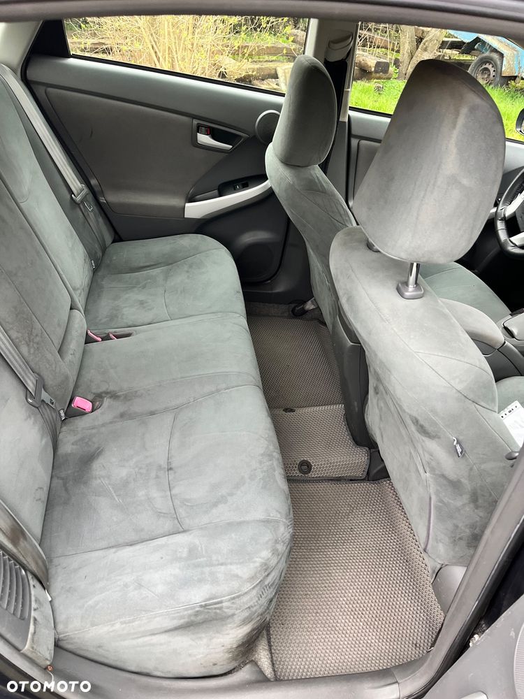 Toyota Prius 1.8 HSD Prestige - 7