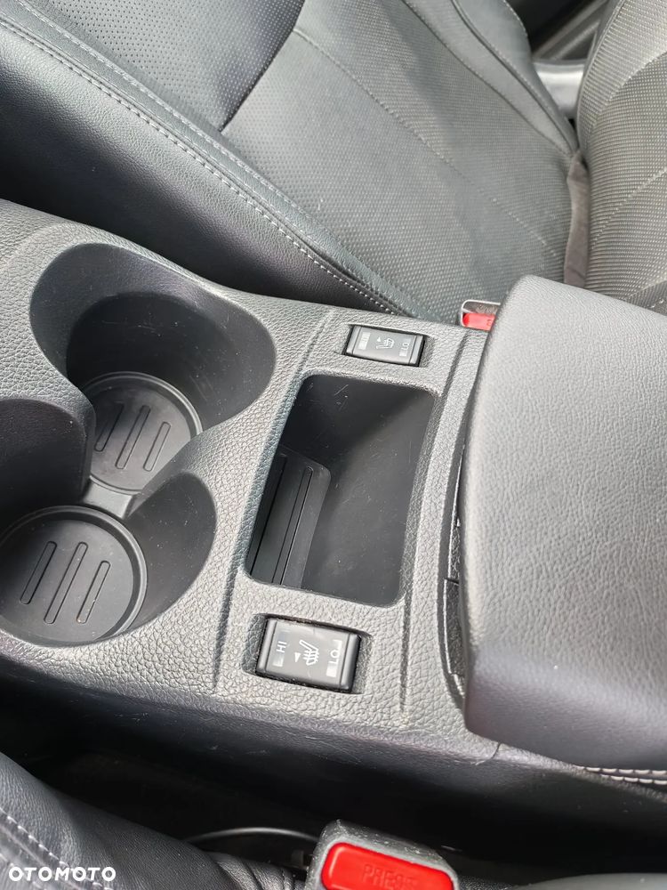 Nissan Qashqai 1.5 dCi Visia EU6 - 31