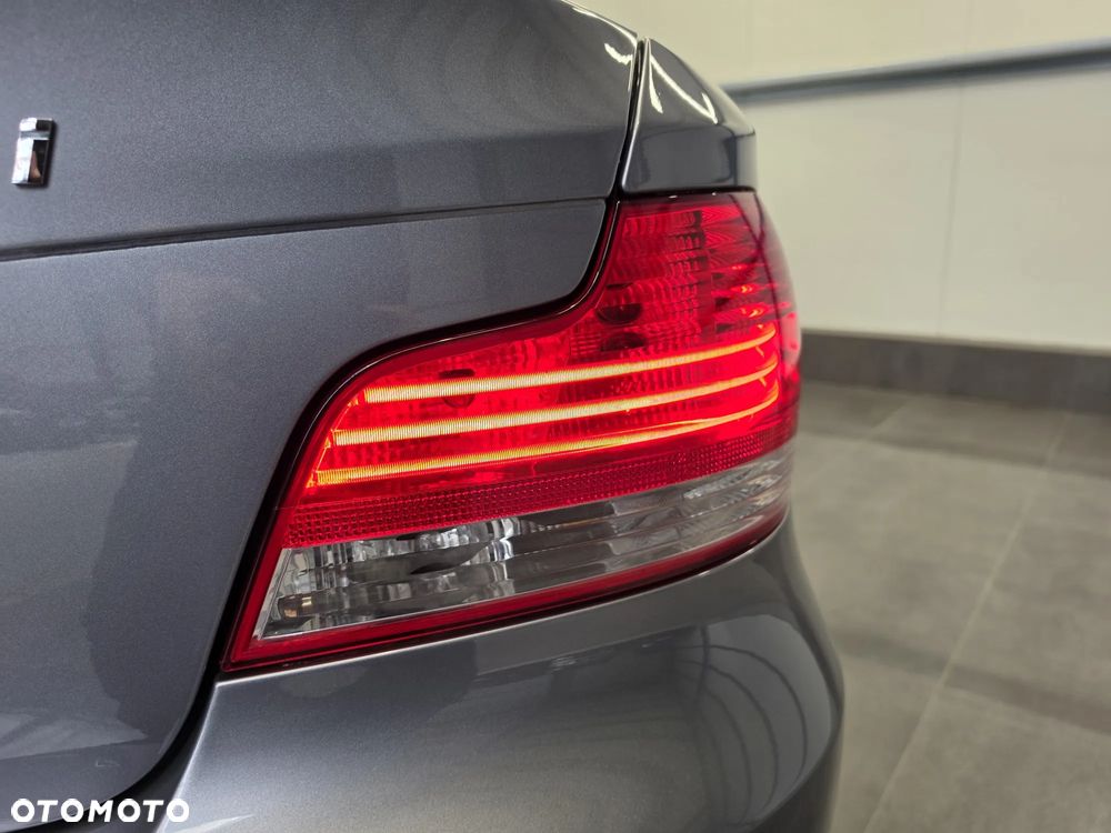 BMW Seria 1 118i Edition Sport - 30