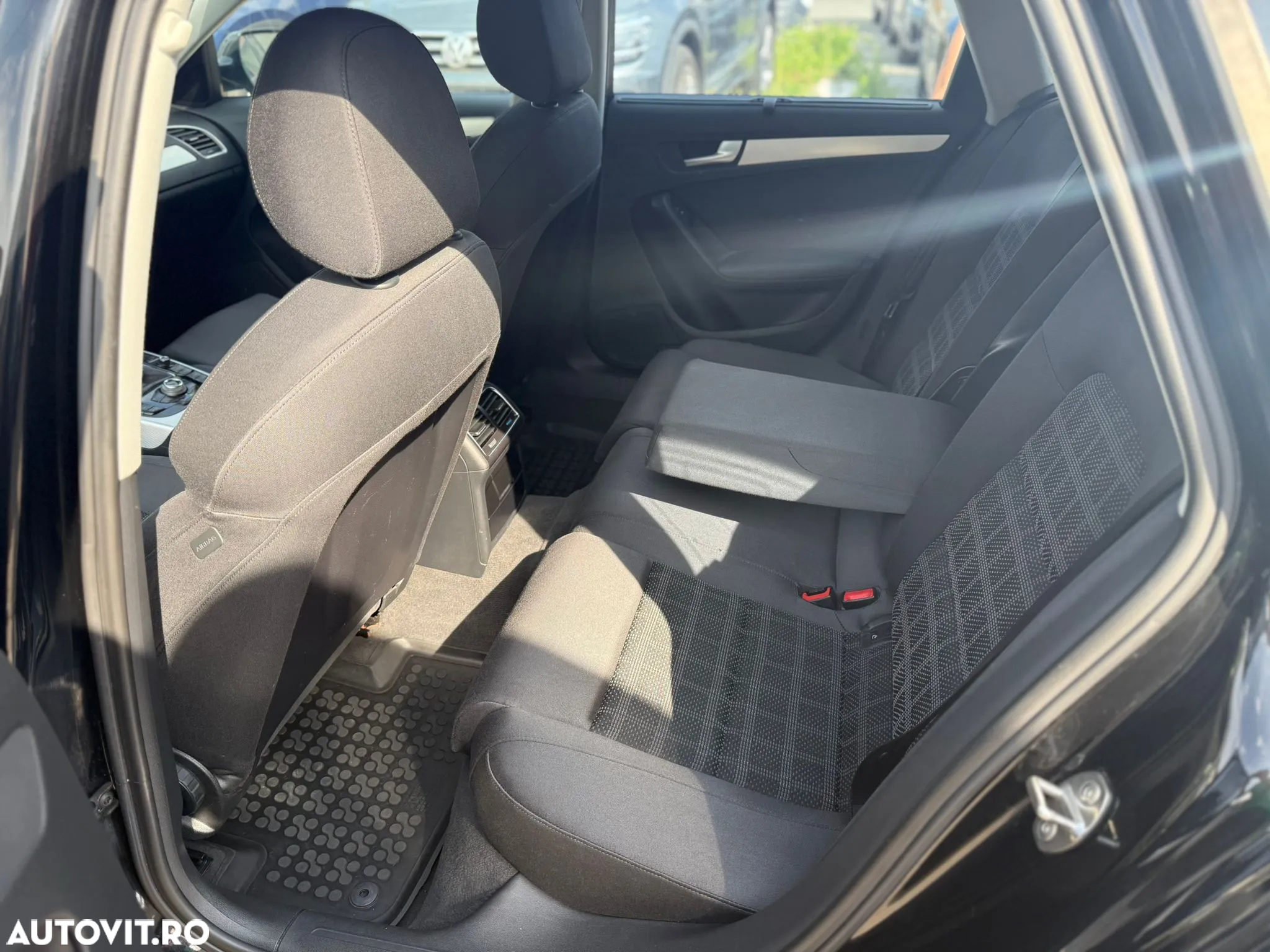 Audi A4 2.0 TDI Avant - 28