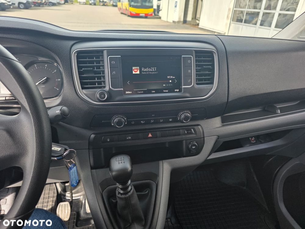 Opel Vivaro Doka Brygadowy 6 osób Bagażnik dachowy - 15