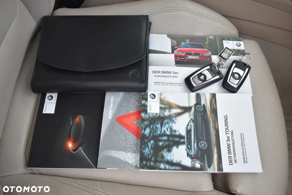 BMW Seria 3 320d xDrive Modern Line - 28